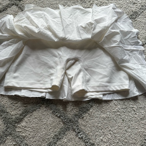 NIKE COURT VICTORY TENNIS PLEATED SKORT  
WHITE PULL ON SKIRT WITH SHORTS SMALL - Picture 6 of 11